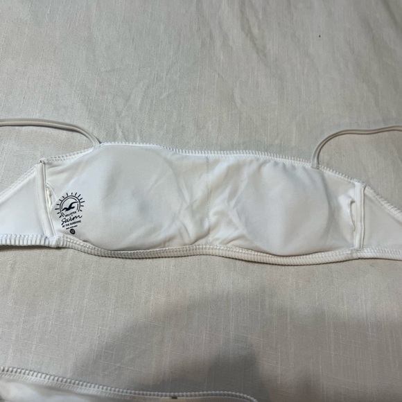 Hollister swim size medium top and large bottom high waisted. - Picture 3 of 3